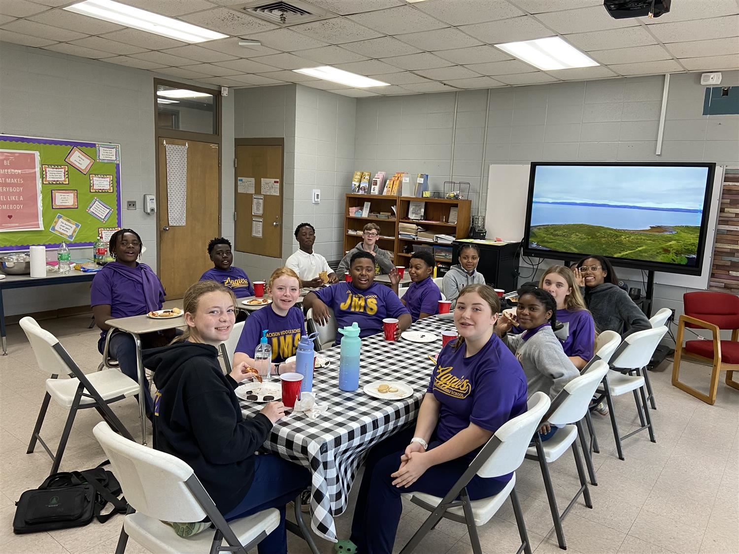 Peer Helpers Pizza Partyy